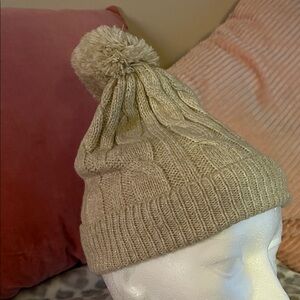 NWOT Old Navy Tan & gold Cable Knit Pom-Pom Hat